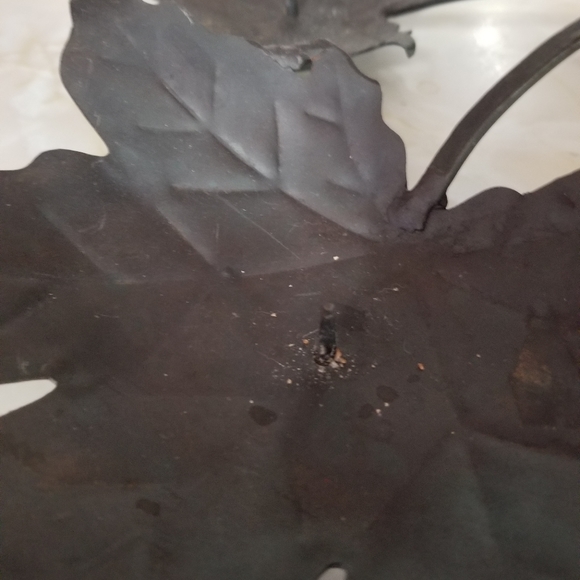 VINTAGE METAL LEAVES CANDLE HOLDER 9"Lx10"WWith PRICKET - Picture 6 of 6